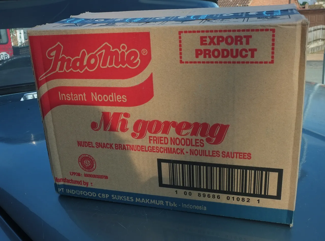 A box of 40 Indomie Mi Goreng instant noodles