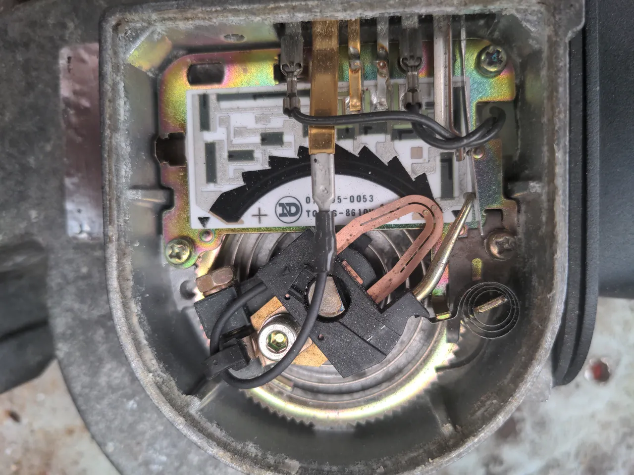 Internals of a 323 GTX air flow meter.