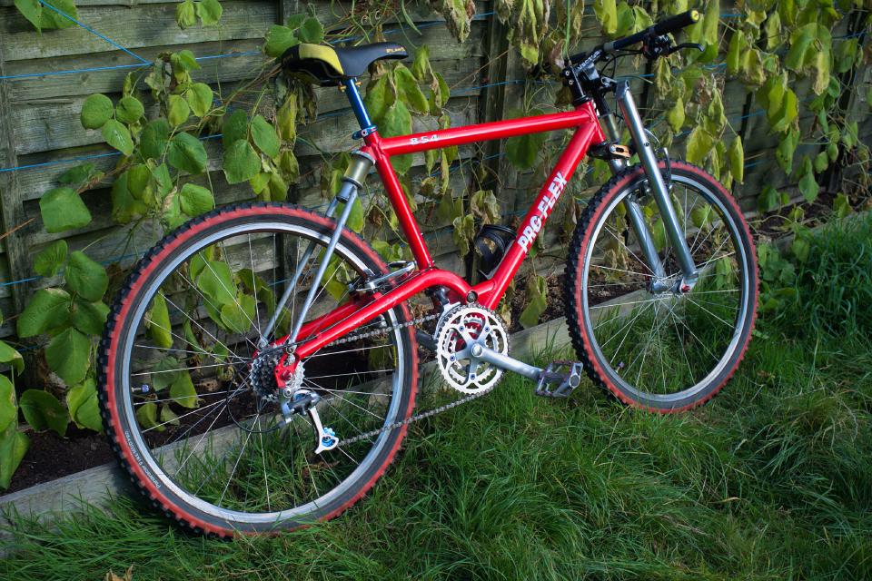 A slightly different view of the bike completed.