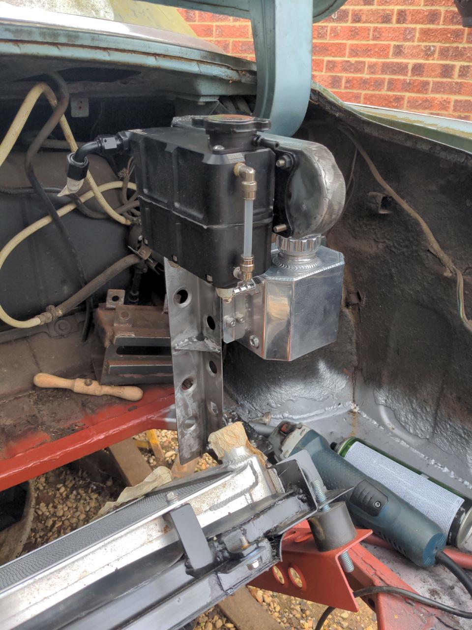 A final test with the mounting bracket/tree bolted in place, and both the expansion and overflow tank fitted to it.